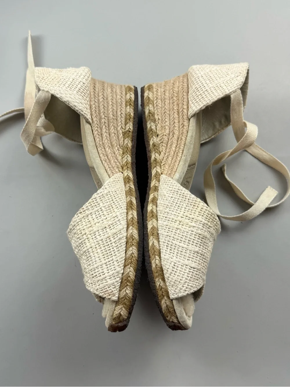 UGG Mar Women’s Espadrille Wedge Sheepskin Sandals Cream Ankle Tie Size 9 Boho